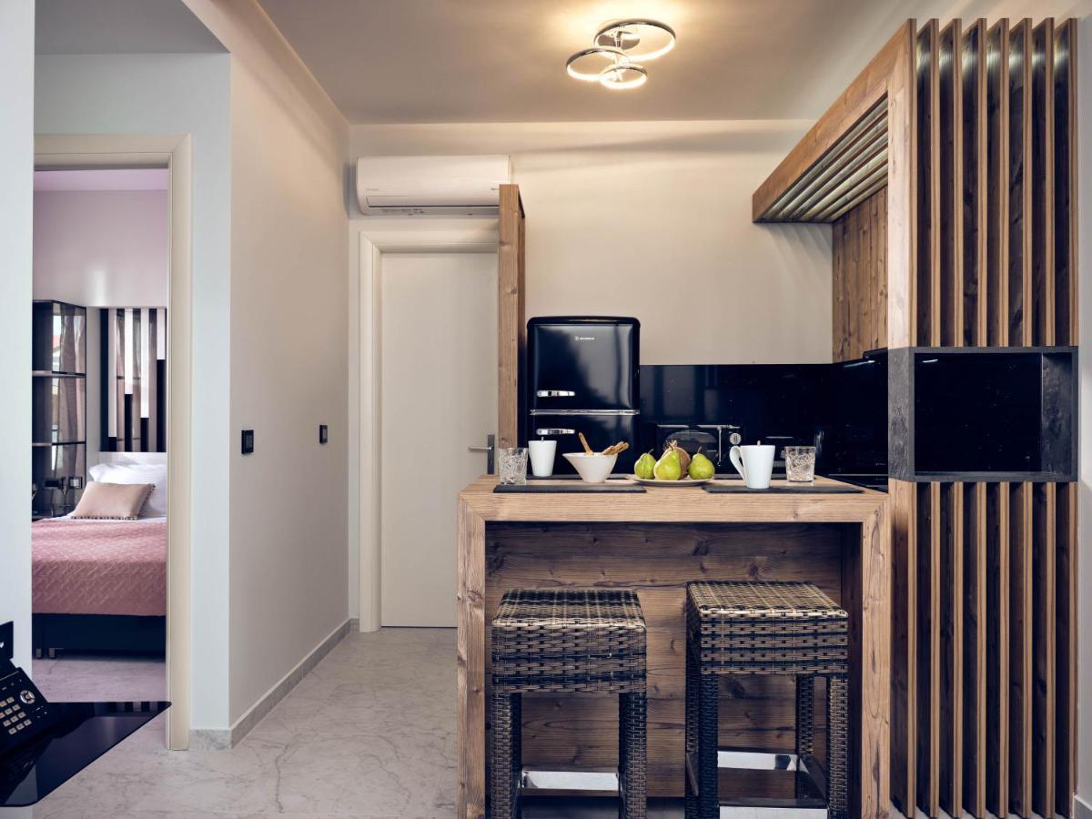 Savvas & Joanna Boutique Lägenhet Laganas Exteriör bild